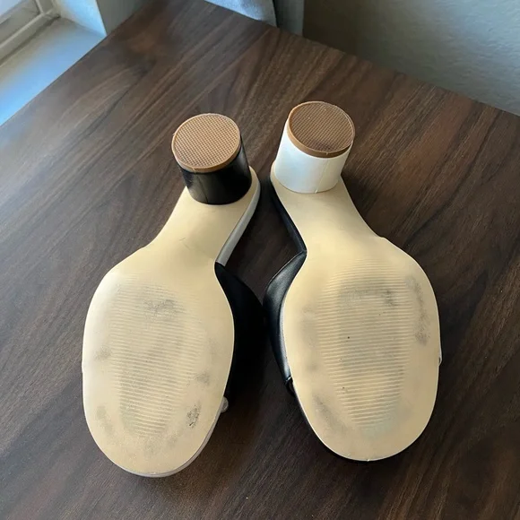 Yin Yang Mules - Picture 4 of 5